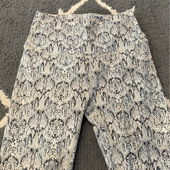 Varley Let's Move High Leggings - Picture 4 of 5